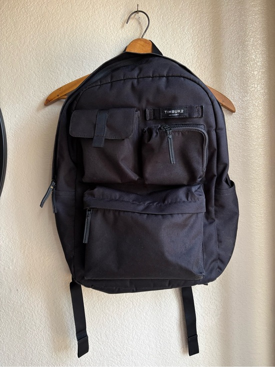 timbuk2 one love backpack Authority 17" Laptop Deluxe the Division Deluxe is a highly organized work pack with premium materials and features Timbuk2 Division Carrying Case (Backpack)